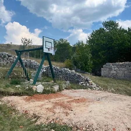 아파트 Kosara Trisnjevac Lusnic